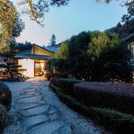 Hisaeya Ryokan Fujioka Buitenkant foto