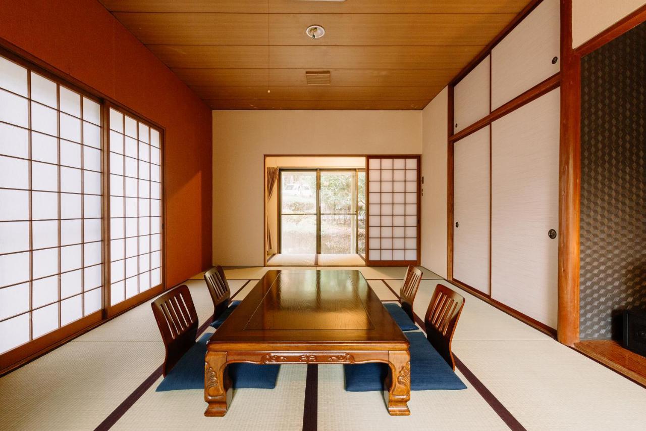 Hisaeya Ryokan Fujioka Buitenkant foto
